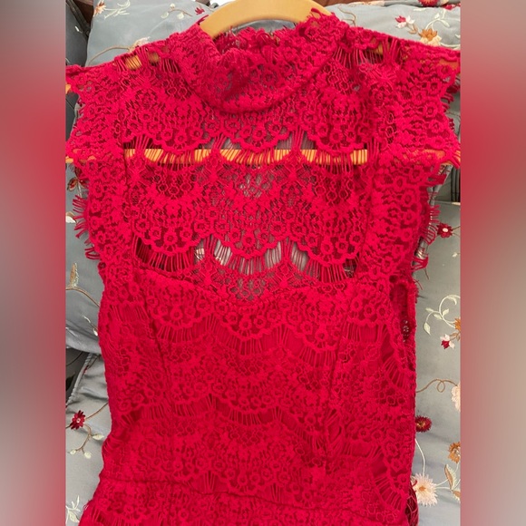 NWT Red Lace Mini Dress. Size XS. ❤️ - Picture 6 of 14